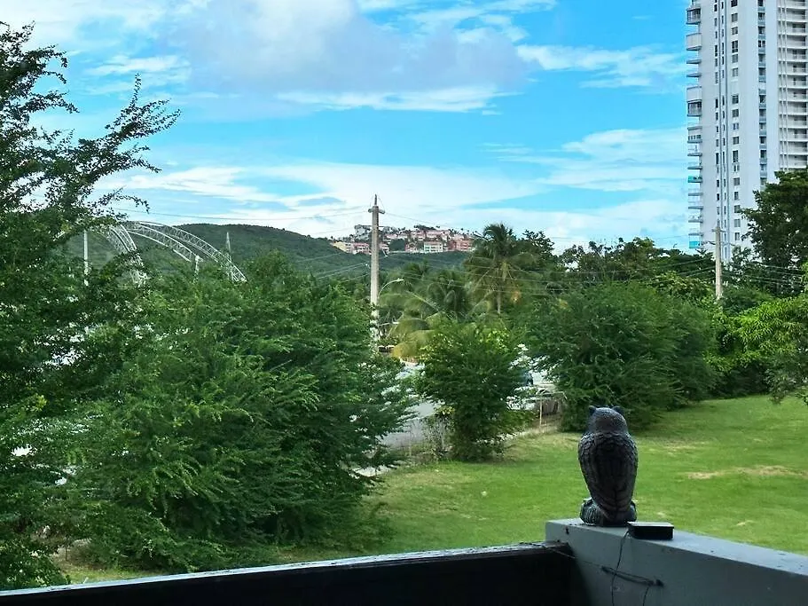 Marina View Condo 2 Bed / 2 Bath Sleeps 7 ファハルド アパート
